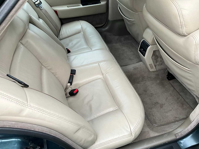 1992 cadillac seville sts - 4.9 v8 - belgische wagen - afbeelding 37 van  56