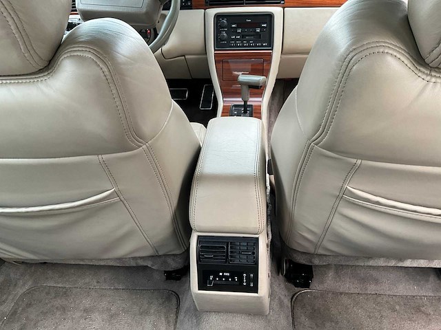 1992 cadillac seville sts - 4.9 v8 - belgische wagen - afbeelding 39 van  56