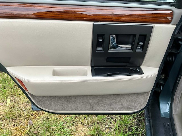 1992 cadillac seville sts - 4.9 v8 - belgische wagen - afbeelding 45 van  56