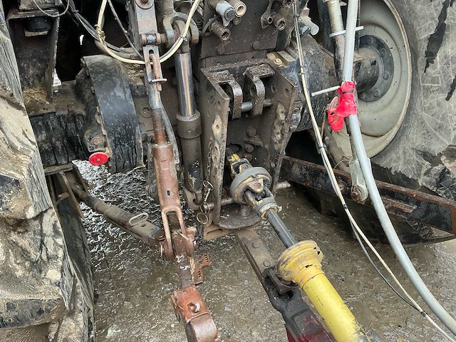 1992 case 1255 xl vierwielaangedreven landbouwtractor - afbeelding 15 van  38