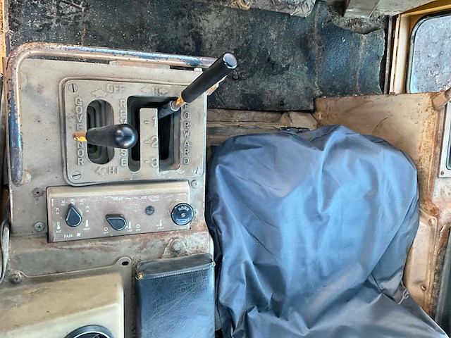 1992 caterpillar d4c series 2 bulldozer - afbeelding 16 van  45