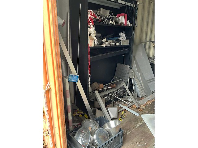 1992 daa-530b-p dry cargo zeecontainer met inhoud - afbeelding 2 van  15