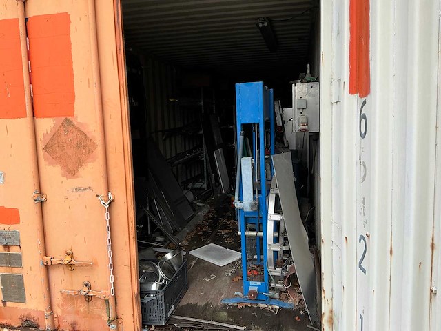 1992 daa-530b-p dry cargo zeecontainer met inhoud - afbeelding 14 van  15