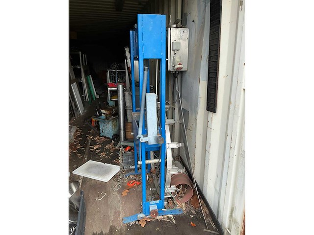 1992 daa-530b-p dry cargo zeecontainer met inhoud - afbeelding 15 van  15