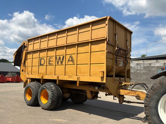 1992 dewa hw24 silagewagen - afbeelding 1 van  14