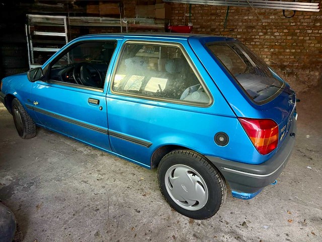 1992 ford fiesta light personenauto - afbeelding 17 van  21