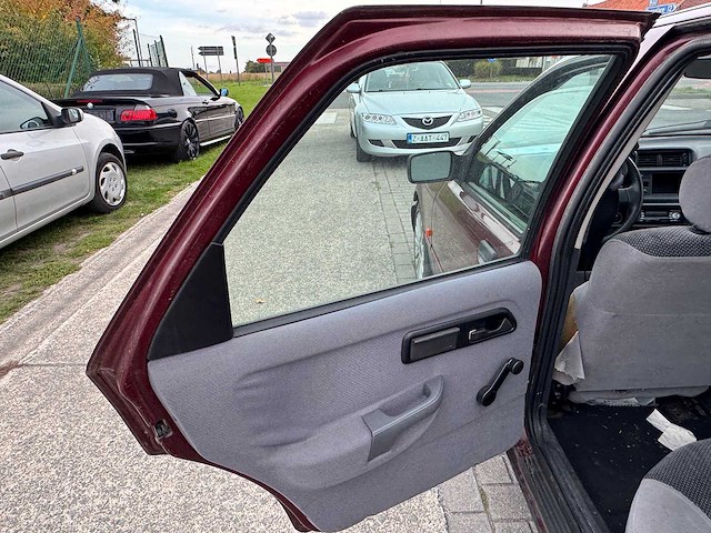 1992 ford sierra 1.8d - afbeelding 13 van  27