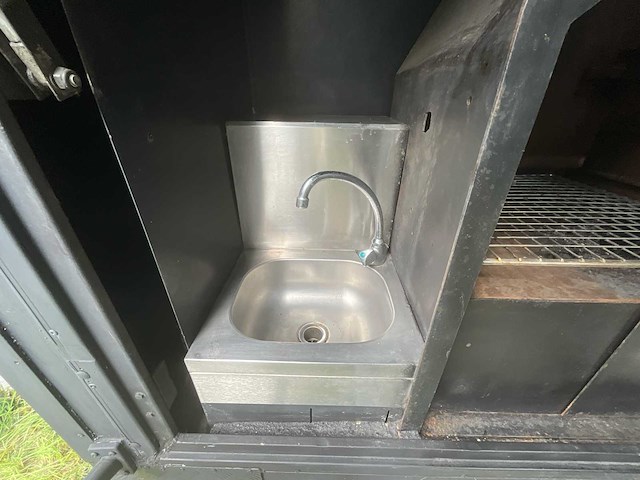 1992 gielen m35 professionele foodtruck trailer in buitenkeuken-stijl – volledig openklapbaar - afbeelding 11 van  29