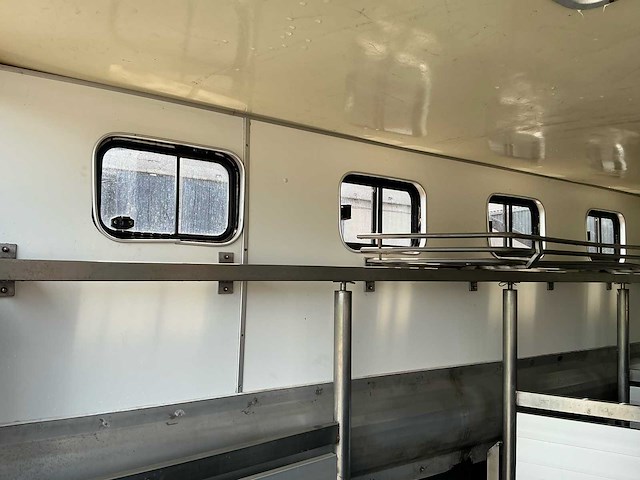 1992 iveco eurocargo paardenvrachtwagen mobilhome vrachtwagen - afbeelding 56 van  81