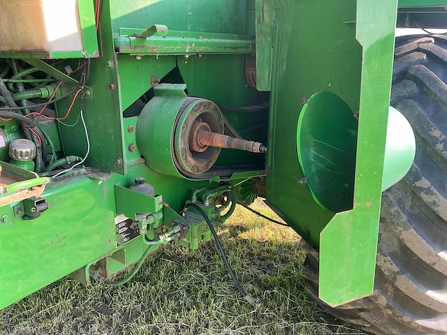 1992 john deere 6910 veldhakselaar - afbeelding 12 van  15