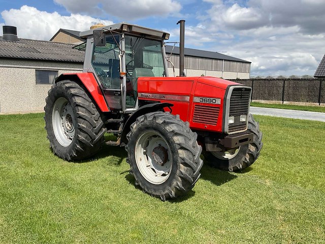 1992 massey ferguson 3690 vierwielaangedreven landbouwtractor - afbeelding 24 van  26