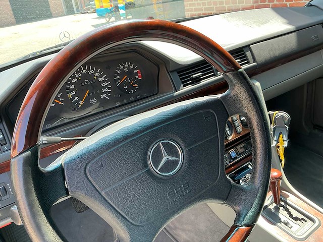 1992 mercedes-benz 500 e w124.036 oldtimer - afbeelding 11 van  30