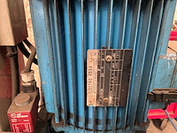 1992 omcn autolift - afbeelding 1 van  5