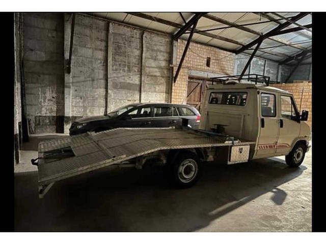 1992 peugeot j5 2.5tdi takelwagen - afbeelding 16 van  18