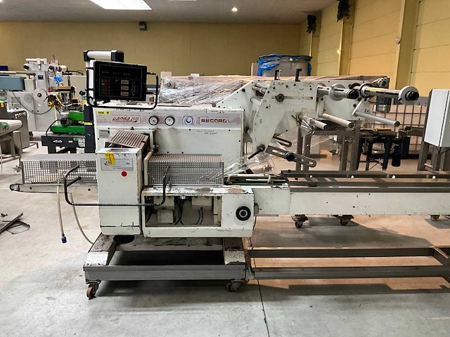 1992 record panda 2000 flowpack verpakkingsmachine - afbeelding 12 van  24