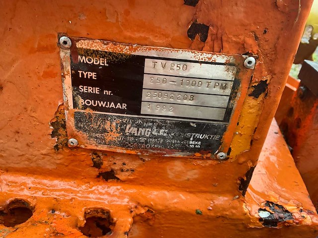 1992 vandaele tv-250 houthakselaar - afbeelding 13 van  13