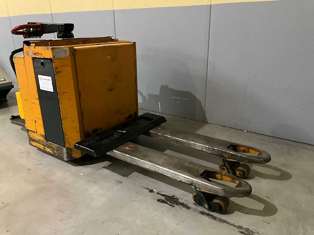 1992 vestergaard sl22i elektrische palletwagen - afbeelding 6 van  14