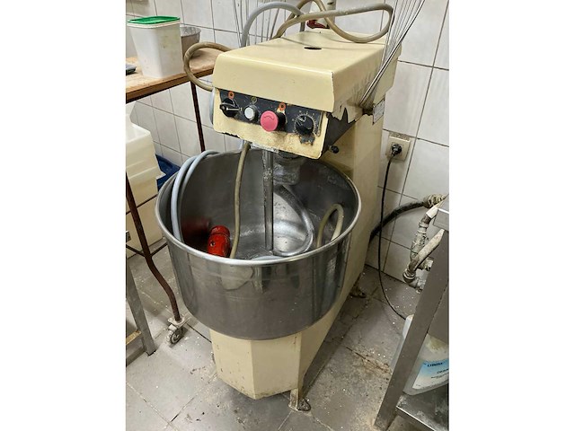 1992 vmi spimahot 26s spiraalkneder - afbeelding 3 van  5