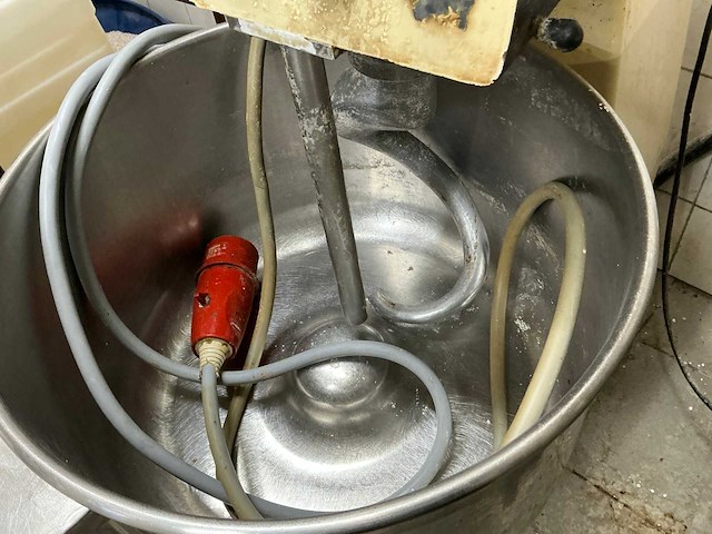 1992 vmi spimahot 26s spiraalkneder - afbeelding 4 van  5