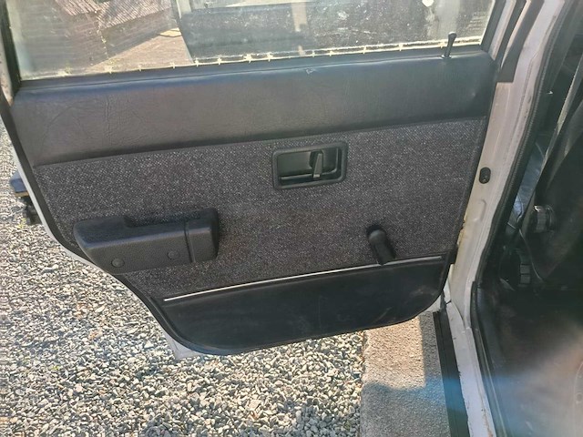 1992 volvo 240 gl personenauto/oldtimer - afbeelding 14 van  59