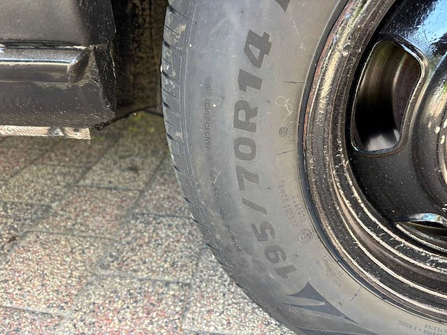 1992 volvo 240 gl personenauto/oldtimer - afbeelding 21 van  59