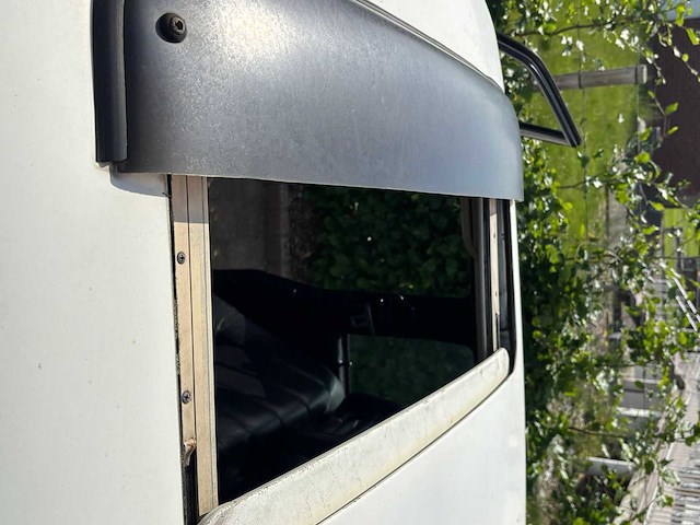 1992 volvo 240 gl personenauto/oldtimer - afbeelding 31 van  59