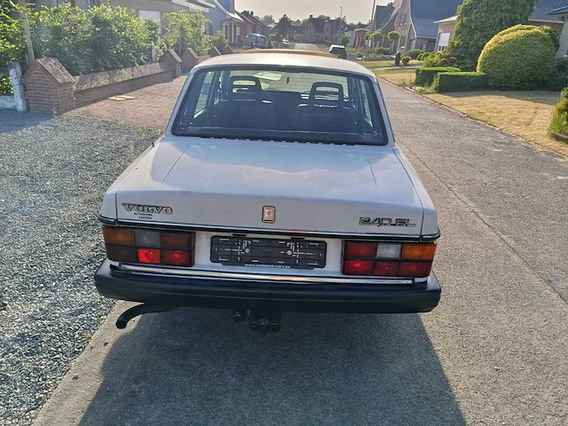 1992 volvo 240 gl personenauto/oldtimer - afbeelding 23 van  59