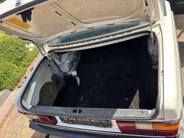 1992 volvo 240 gl personenauto/oldtimer - afbeelding 55 van  59