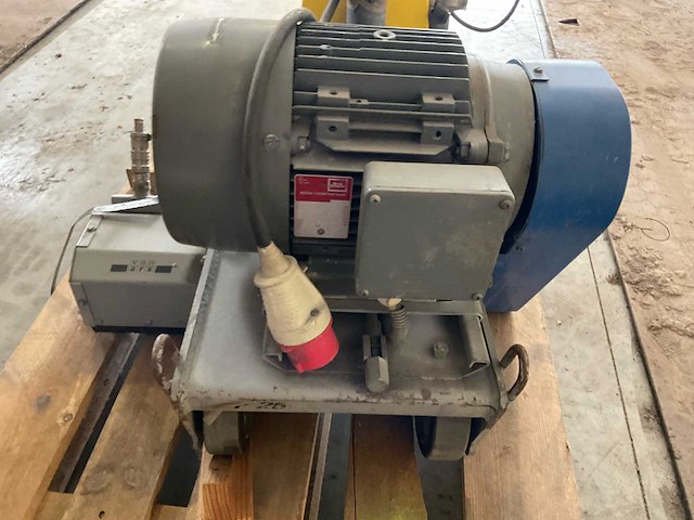 1992 von arx dtf25 betonfrees - afbeelding 7 van  8