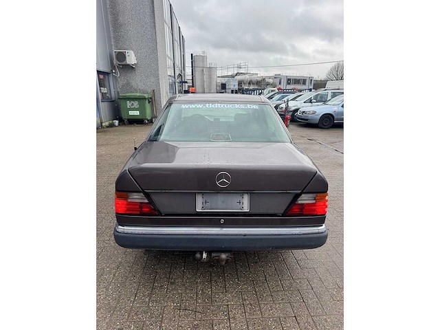 1993 - mercedes - 250d - w124 - car - afbeelding 15 van  19