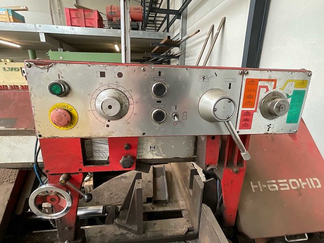 1993 amada h-650 metalen horizontale bandzaagmachine - afbeelding 11 van  13