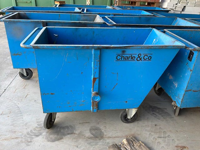 1993 charle&co mk600 mobiele afvalbak met kipfunctie (3x) - afbeelding 3 van  3
