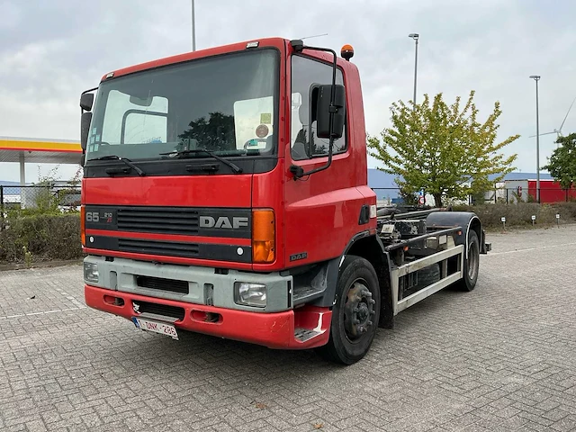 1993 daf 65.210 ati vrachtwagen/containerhaak - afbeelding 1 van  27