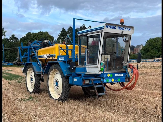 1993 delvano hydrotrac stm 7564h zelfrijdende spuit - afbeelding 1 van  11