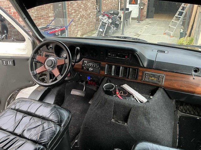 1993 dodge ram kampeerwagen - afbeelding 2 van  36