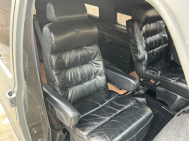 1993 dodge ram kampeerwagen - afbeelding 4 van  36