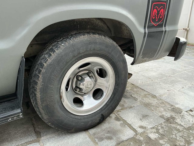 1993 dodge ram kampeerwagen - afbeelding 22 van  36