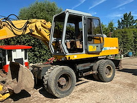 1993 etec 812 banden graafmachine - afbeelding 16 van  16