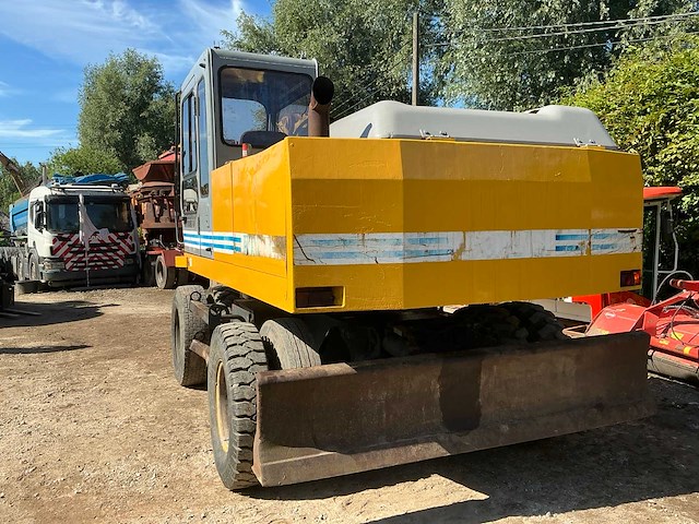 1993 etec 812 banden graafmachine - afbeelding 4 van  16