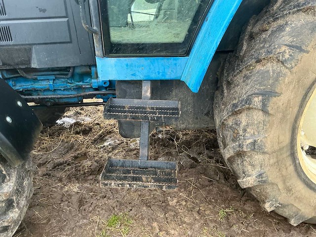 1993 ford 640 sle-_ dt tweewielaangedreven landbouwtractor - afbeelding 27 van  28