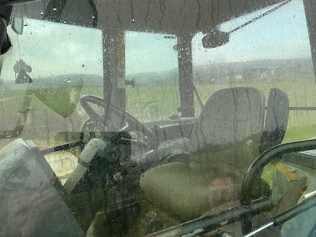 1993 ford 640 sle-_ dt tweewielaangedreven landbouwtractor - afbeelding 3 van  28