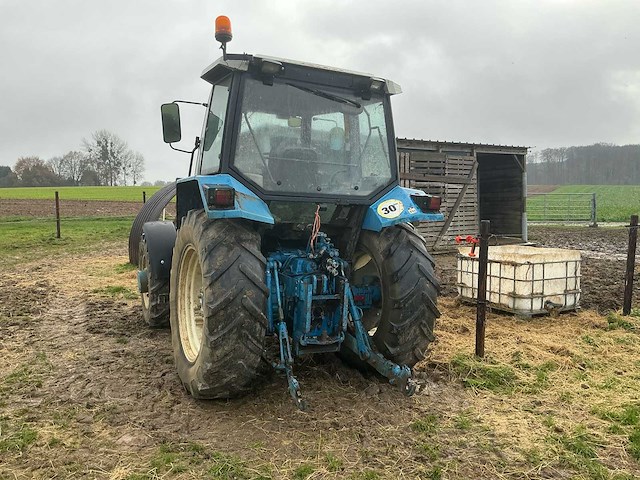 1993 ford 640 sle-_ dt tweewielaangedreven landbouwtractor - afbeelding 9 van  28