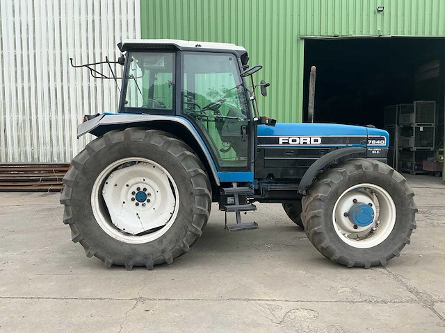 1993 ford 7840 powerstar sle oldtimer tractor - afbeelding 24 van  27