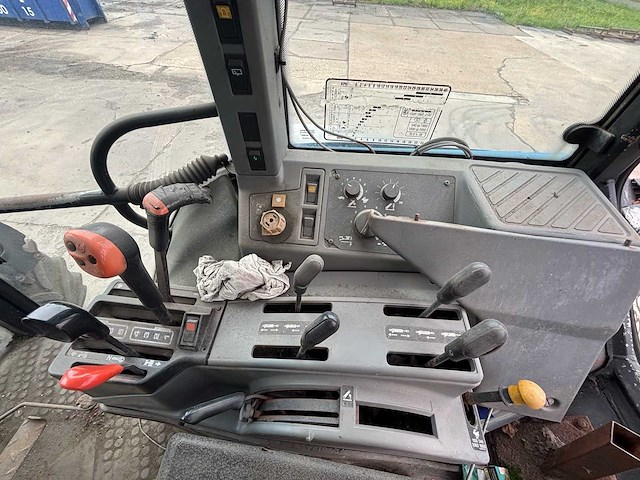 1993 ford 7840 powerstar sle oldtimer tractor - afbeelding 14 van  27