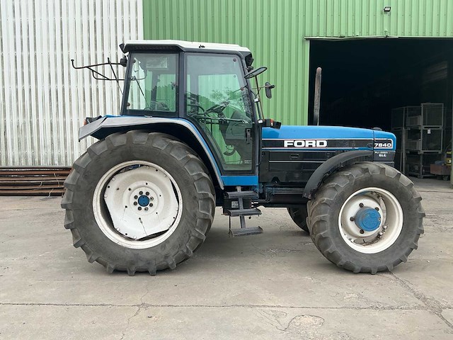 1993 ford 7840 powerstar sle oldtimer tractor - afbeelding 24 van  27