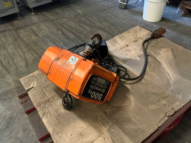 1993 hitachi 1/2sh elektrische kettingtakel - afbeelding 1 van  5