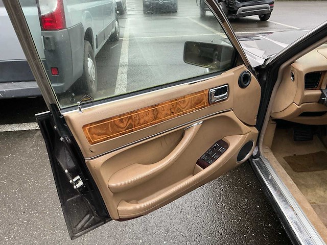 1993 jaguar sovereign personenauto - afbeelding 17 van  41