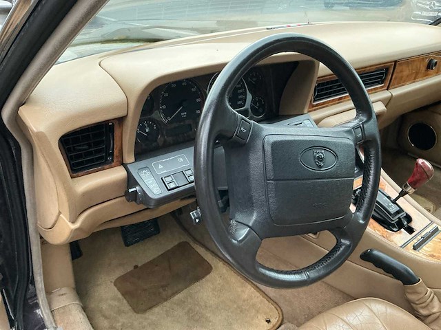 1993 jaguar sovereign personenauto - afbeelding 19 van  41