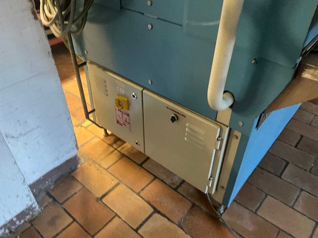 1993 kannegieser hkd 4/6 vlakbed ronddraai plakpers - afbeelding 6 van  8