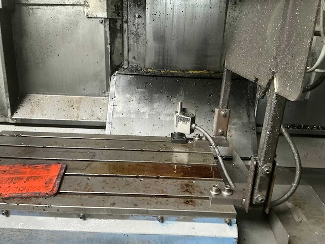 1993 mazak mazatech v6-55/80 cnc verticaal bewerkingscentra - afbeelding 9 van  11